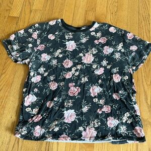 Men’s Forever 21 Floral Top